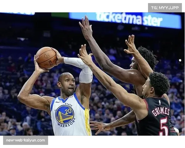 勇士场均命中三分16.3记 小球体系面临内线考验